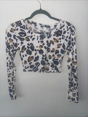 Leopard Print White Long-Sleeve Crop Top with Blue-Green and Tan Spots